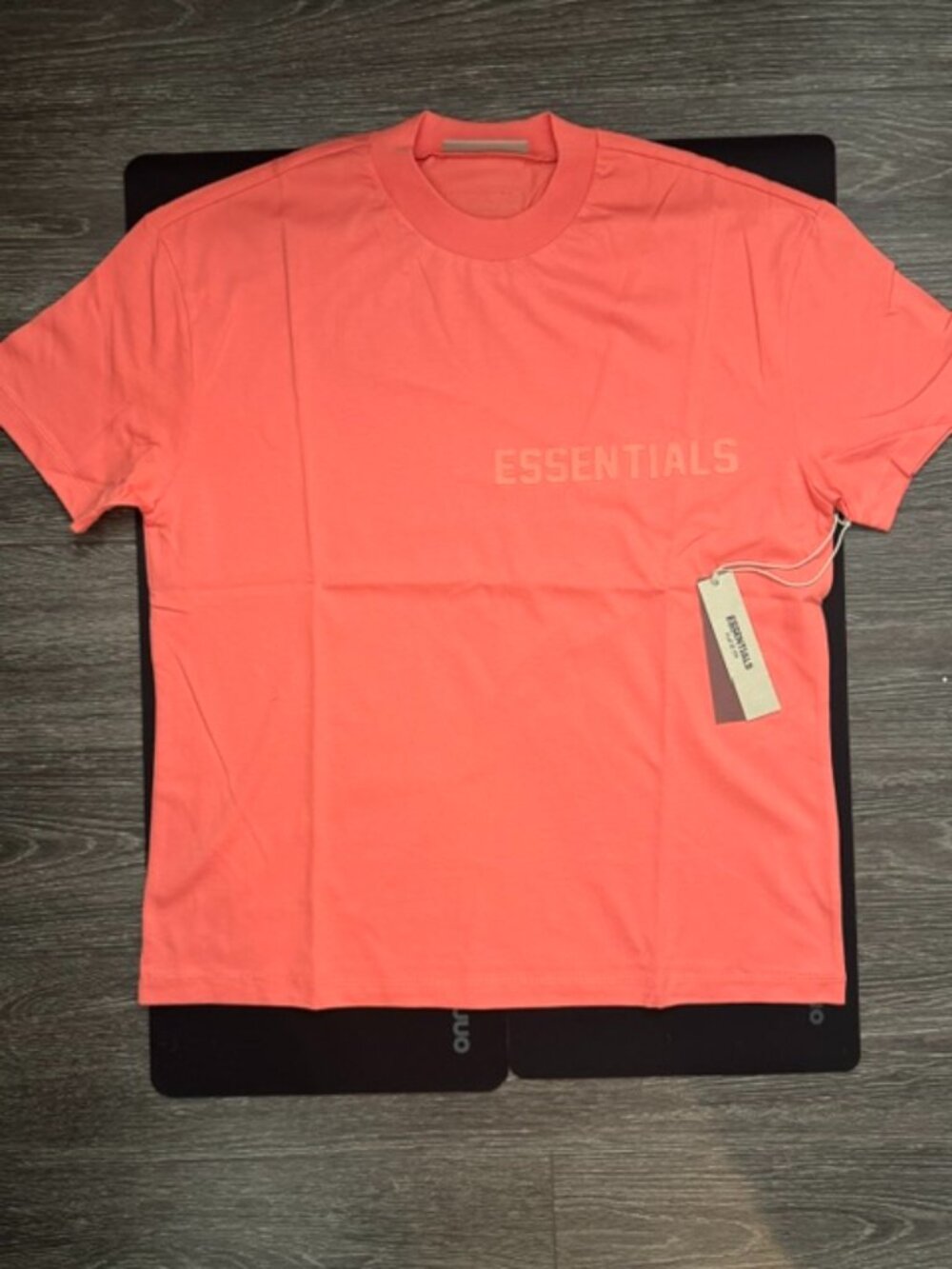 ESSENTIALS Fear of God Coral T-Shirt BWT & BAG